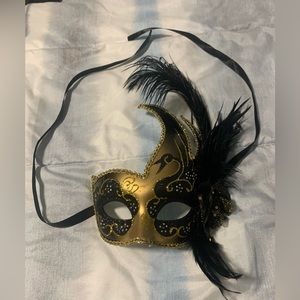 Aldo Masquerade mask,. Brand new. Never worn ties at back